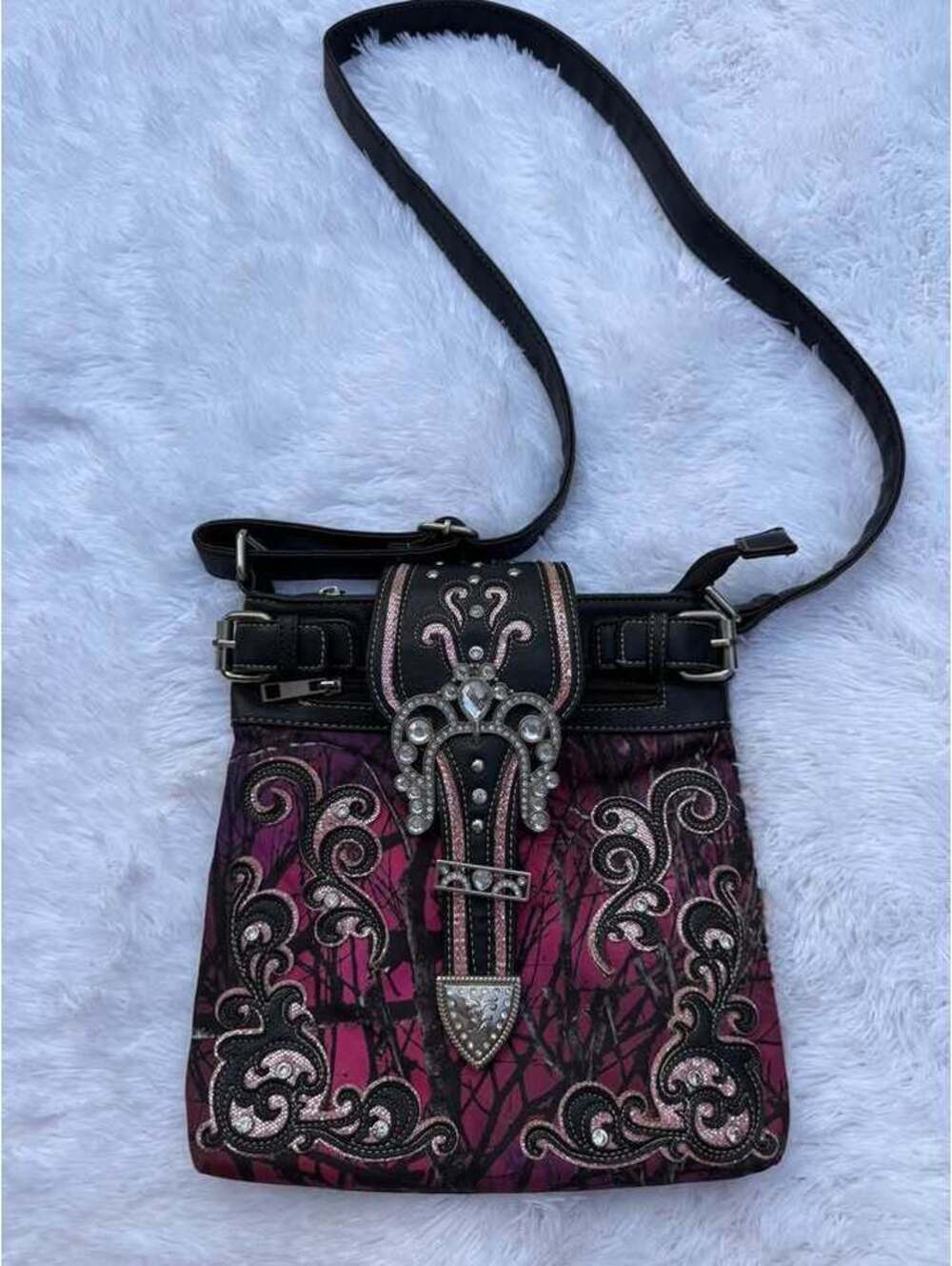 Western Pink Camo Rhinestone Crossbody Purse